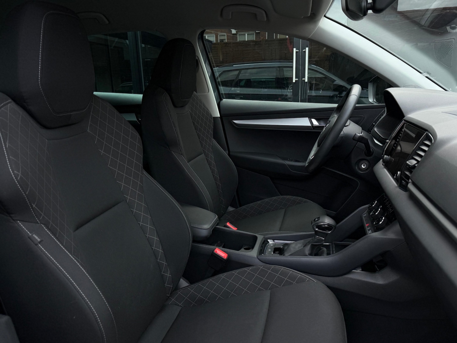 Used Skoda Karoq 2020 for sale - 76352310: Photo 10