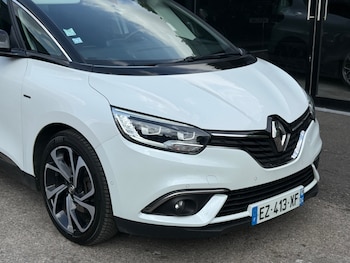Used Renault Scenic 2018 for sale - 79307430: Photo