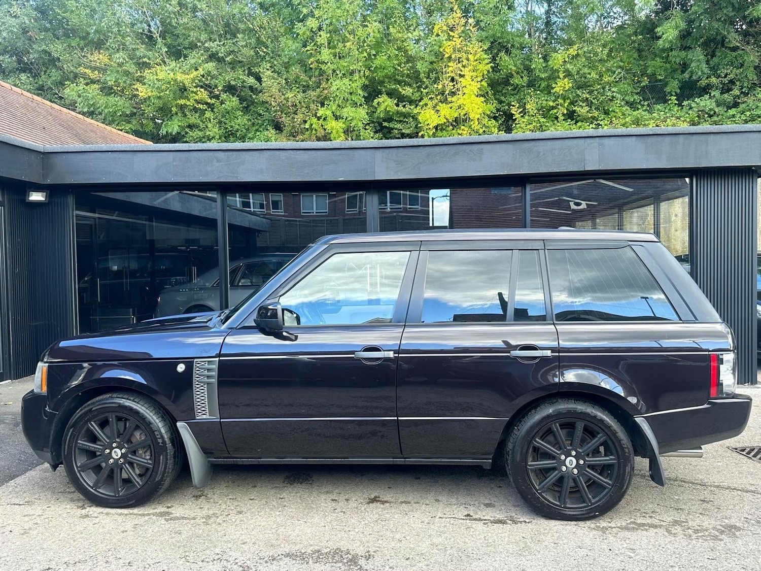 Used Land Rover Range Rover 2010 for sale - 76205580: Photo 5