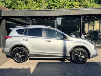 Used Toyota RAV4 2018 for sale - 79515899: Photo