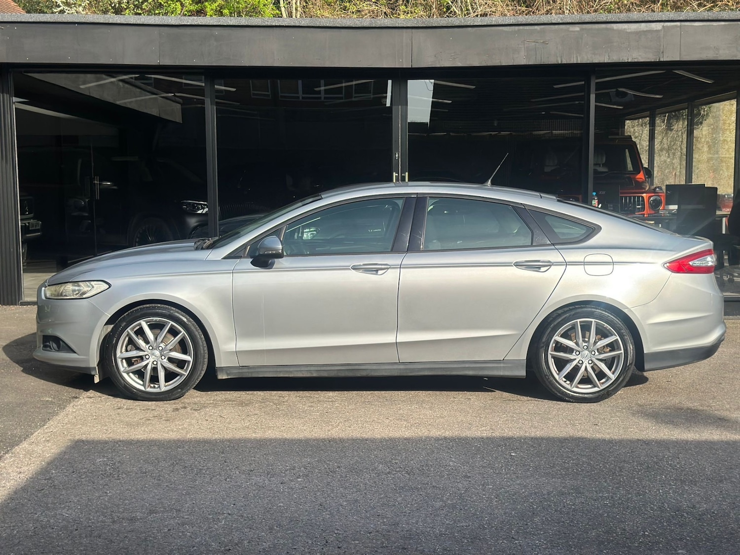 Used Ford Mondeo 2017 for sale - 78175936: Photo 7