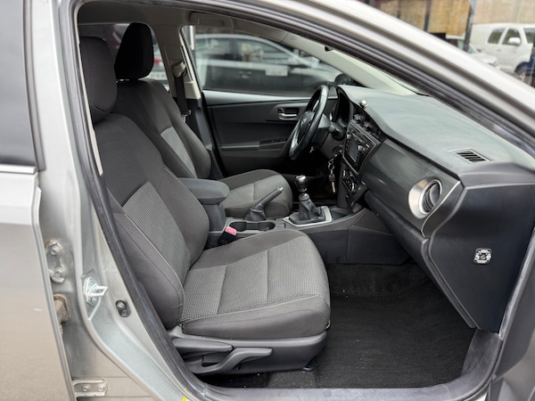 Used Toyota Auris 2014 for sale - 75249523: Photo 6