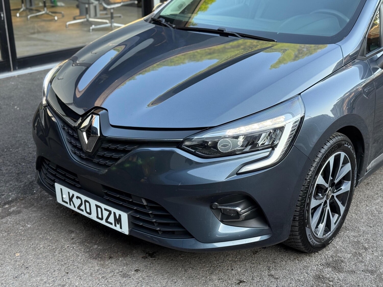 Used Renault Clio 2020 for sale - 76219241: Photo 3