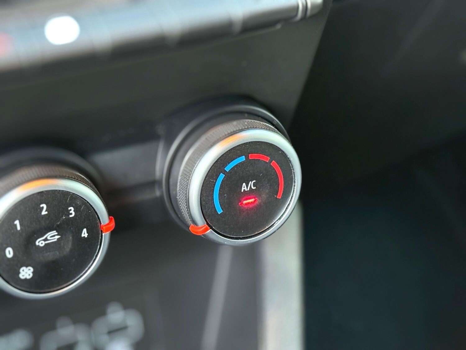 Used Renault Clio 2020 for sale - 76219241: Photo 8