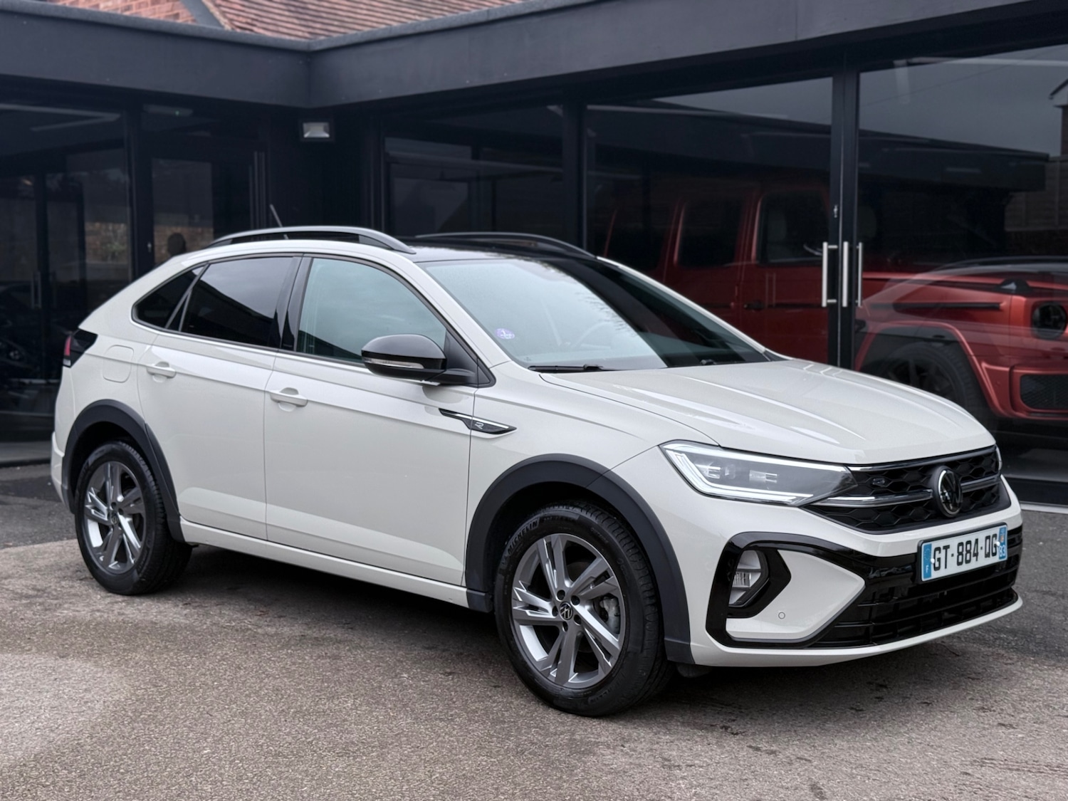 Used Volkswagen Taigo 2024 for sale - 76402007: Photo 1