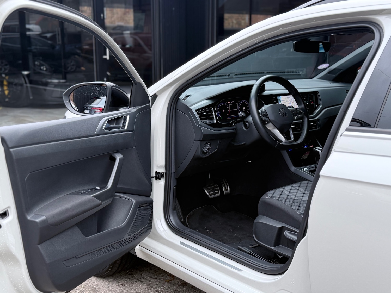 Used Volkswagen Taigo 2024 for sale - 76402007: Photo 25