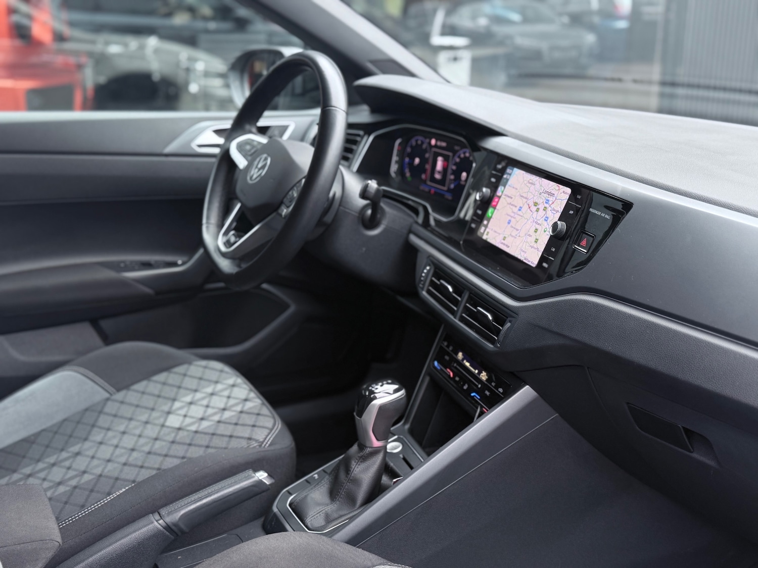 Used Volkswagen Taigo 2024 for sale - 76402007: Photo 9