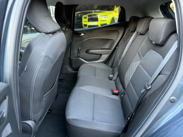 Used Renault Clio 2020 for sale - 74656166: Photo 12