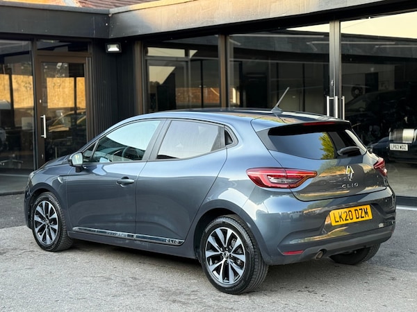Used Renault Clio 2020 for sale - 74656166: Photo 14