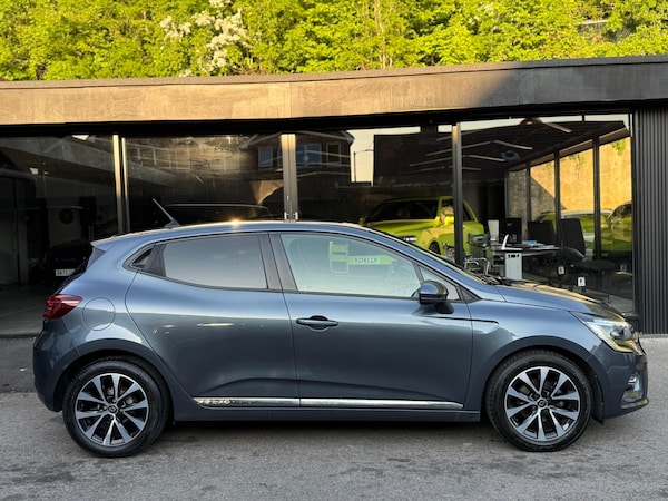 Used Renault Clio 2020 for sale - 74656166: Photo 3