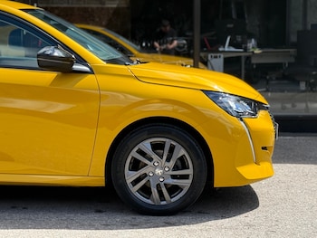 Used Peugeot 208 2023 for sale - 79329936: Photo