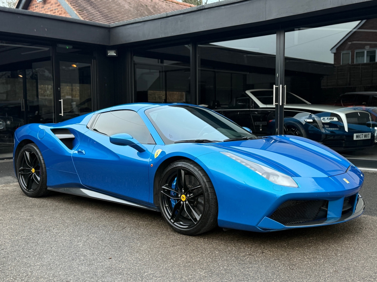 Used Ferrari 488 2018 for sale - 77025997: Photo 2