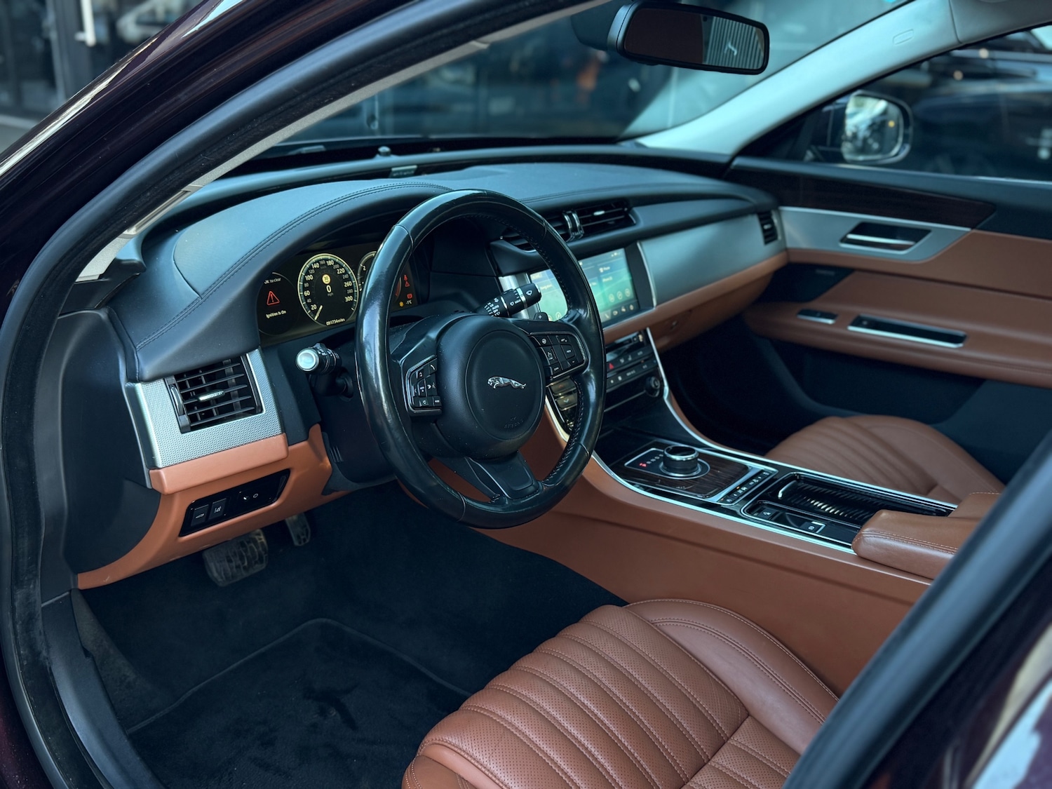 Used Jaguar XF 2017 for sale - 77088338: Photo 16