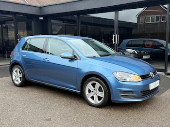 Used Volkswagen Golf 2014 for sale - 77545572: Photo