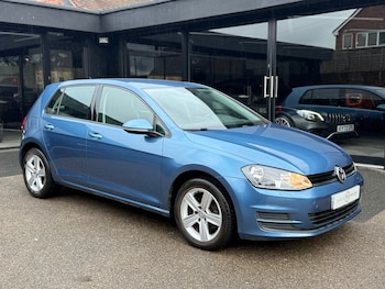 Used Volkswagen Golf 2014 for sale - 77545572: Photo