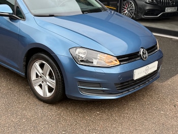 Used Volkswagen Golf 2014 for sale - 77545572: Photo