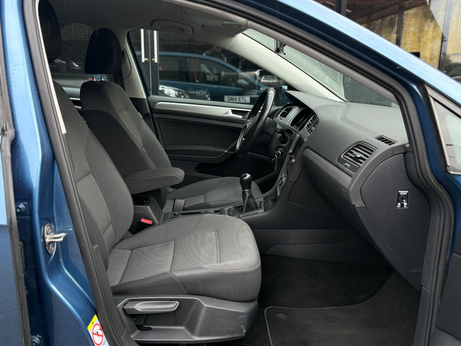 Used Volkswagen Golf 2014 for sale - 77545572: Photo 9