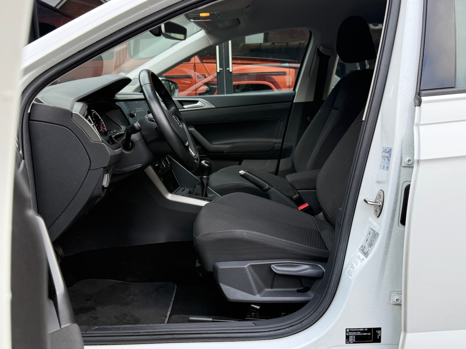 Used Volkswagen Polo 2018 for sale - 76517731: Photo 14