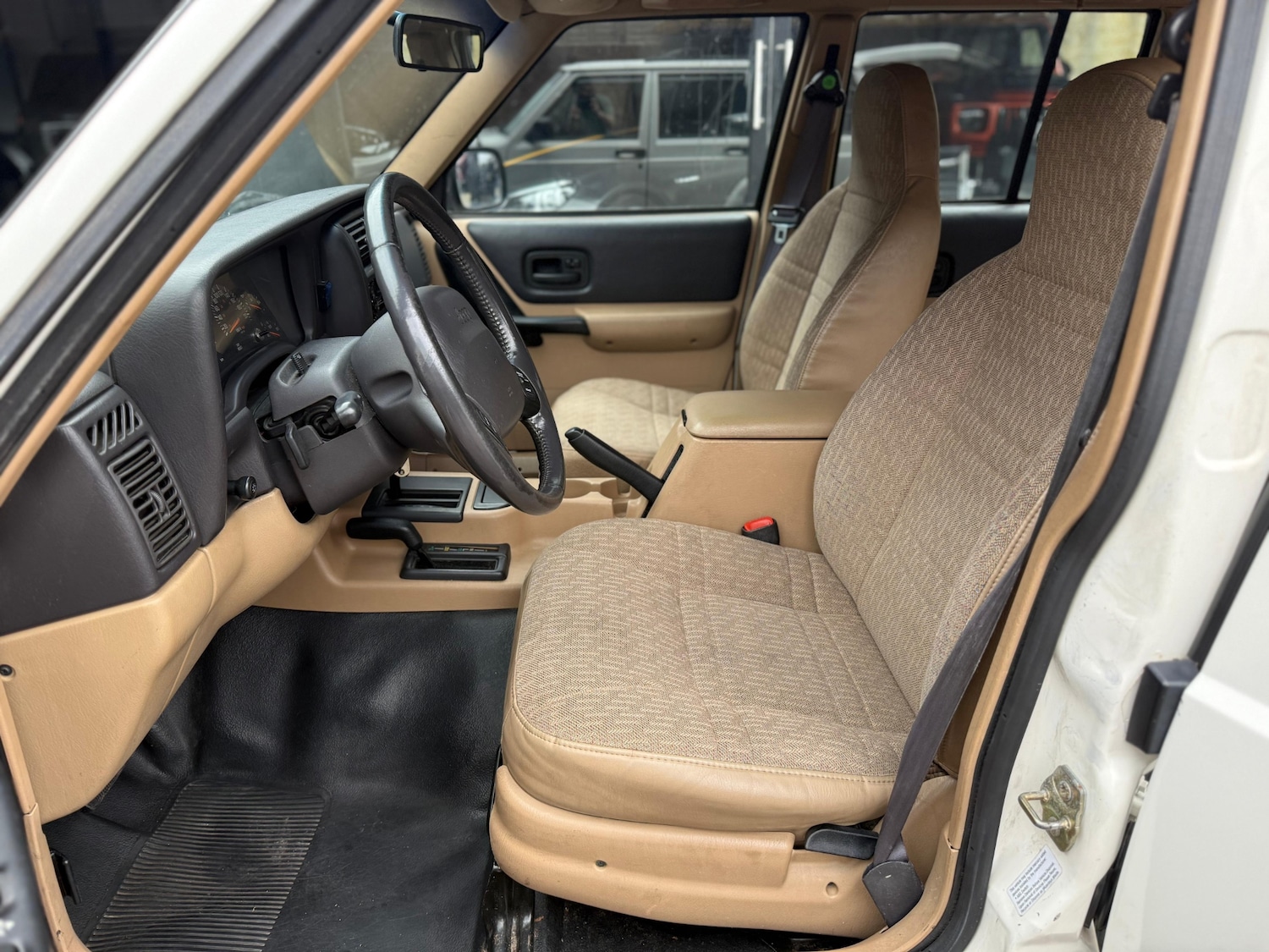Used Jeep Cherokee 1998 for sale - 78124735: Photo 5