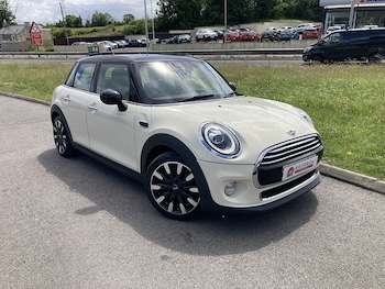 Used MINI Hatch 2019 for sale - 78859436: Photo