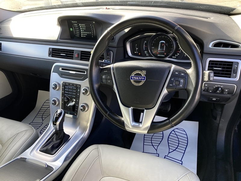 Used Volvo V70 2015 for sale - 77880593: Photo 12