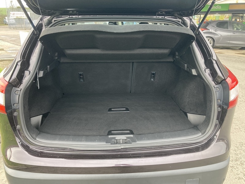 Used Nissan Qashqai 2015 for sale - 77521667: Photo 23