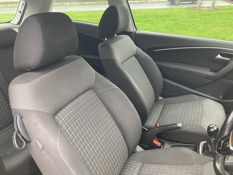 Used Volkswagen Polo 2015 for sale - 77850817: Photo 13