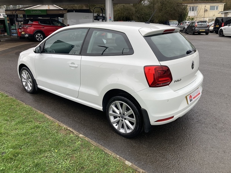 Used Volkswagen Polo 2015 for sale - 77850817: Photo 19