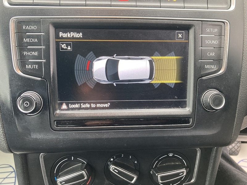 Used Volkswagen Polo 2015 for sale - 77850817: Photo 24