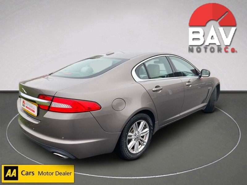 Used Jaguar XF 2012 for sale - 78040267: Photo 5