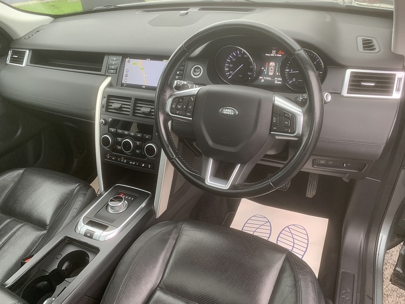 Used Land Rover Discovery Sport 2015 for sale - 77689232: Photo 12