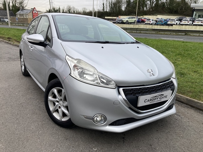 Used Peugeot 208 2015 for sale - 77370315: Photo 1