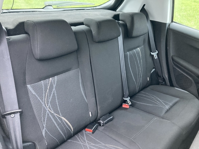 Used Peugeot 208 2015 for sale - 77370315: Photo 4