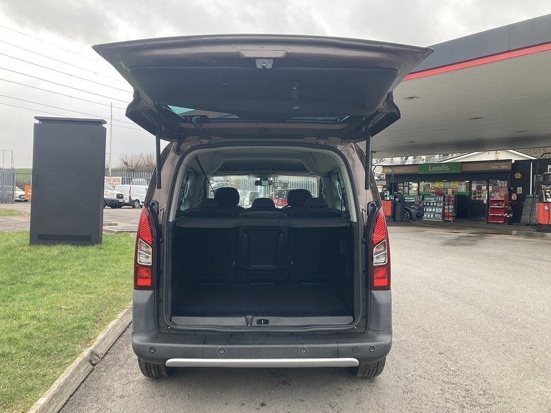 Used Peugeot Partner Tepee 2015 for sale - 77609497: Photo 24