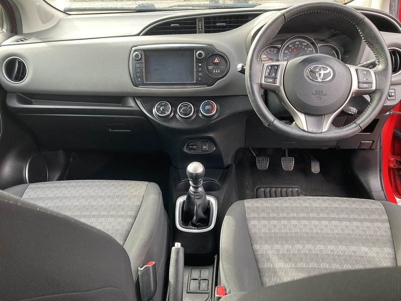 Used Toyota Yaris 2016 for sale - 78045128: Photo 15