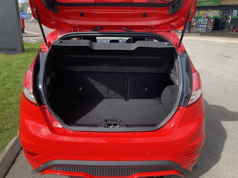 Used Ford Fiesta 2014 for sale - 78031248: Photo 25