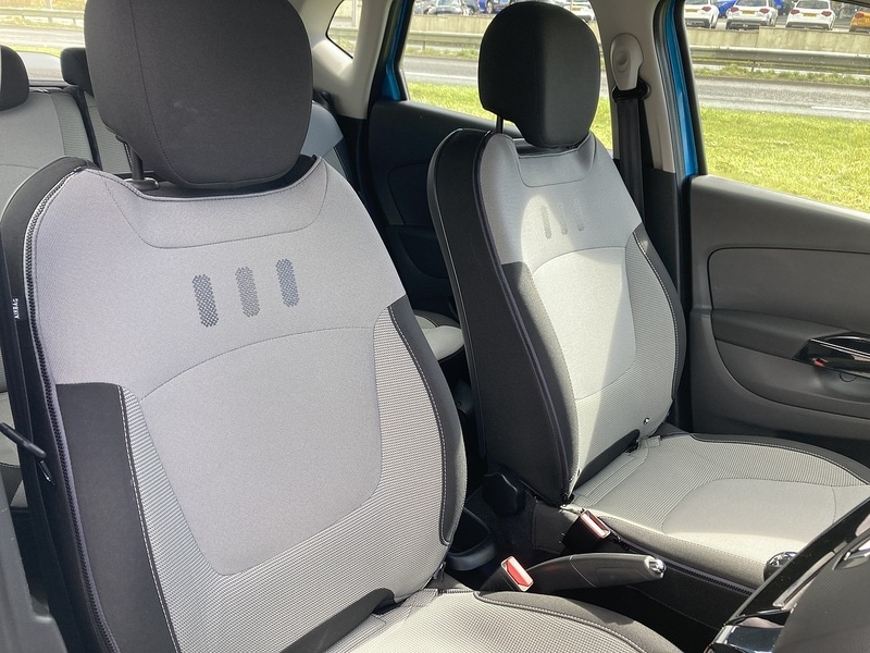 Used Renault Captur for sale - 78107322: Photo 12