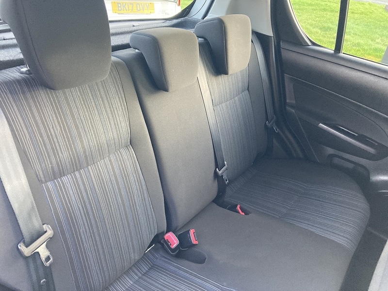 Used Suzuki Swift 2015 for sale - 77535590: Photo 14