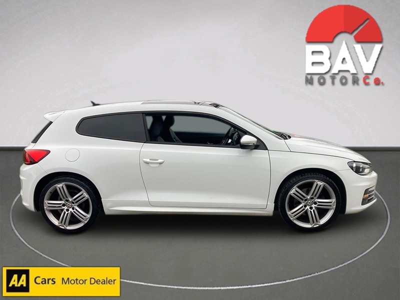 Used Volkswagen Scirocco 2015 for sale - 77821907: Photo 5
