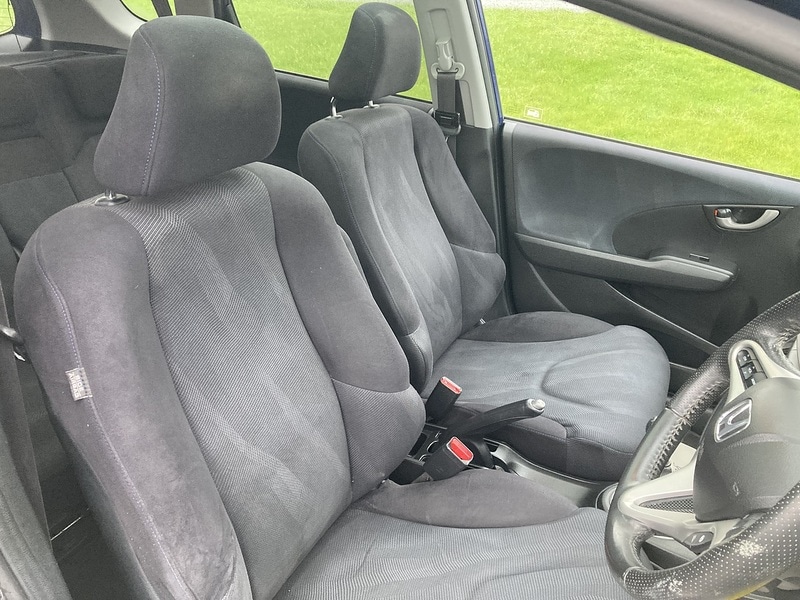 Used Honda Jazz 2010 for sale - 77384731: Photo 13