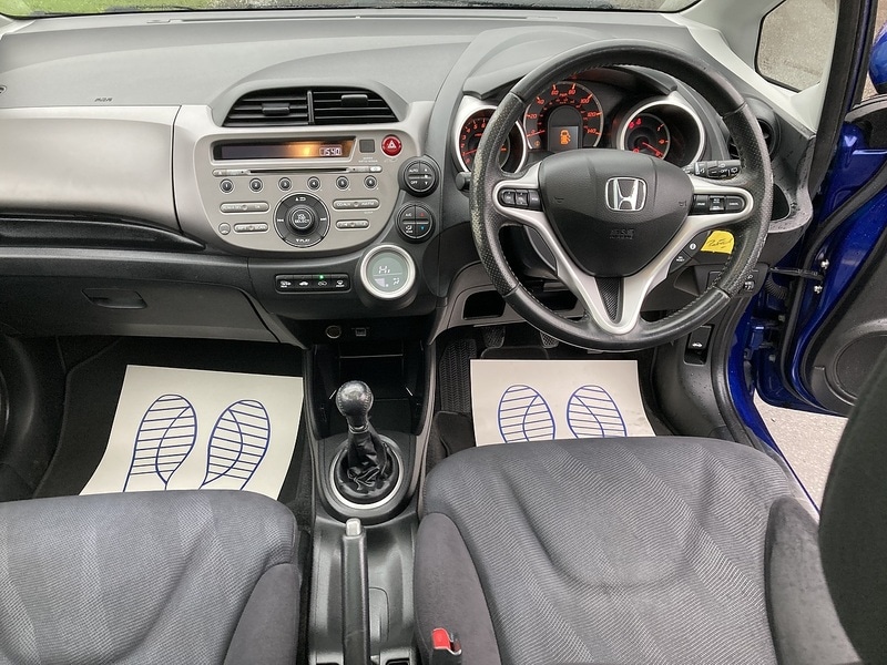 Used Honda Jazz 2010 for sale - 77384731: Photo 16