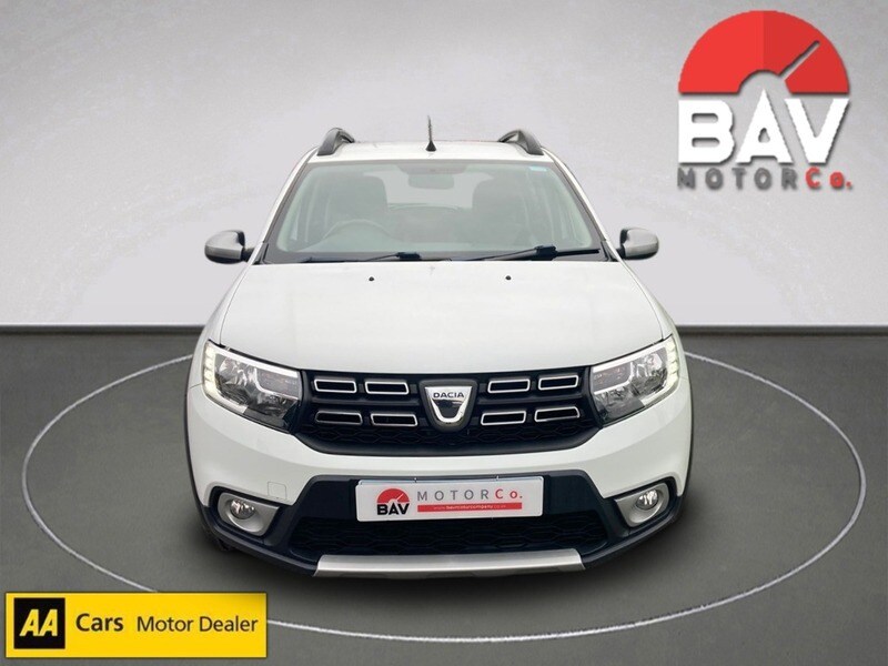 Used Dacia Sandero Stepway 2017 for sale - 77609498: Photo 10