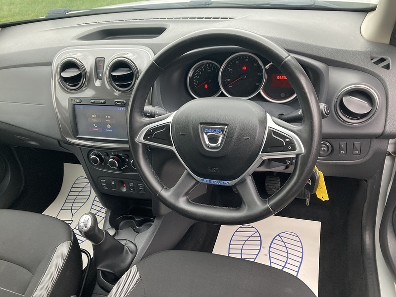 Used Dacia Sandero Stepway 2017 for sale - 77609498: Photo 12