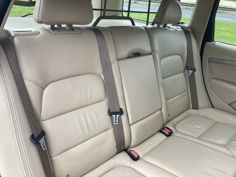 Used Volvo XC70 2011 for sale - 77494348: Photo 13