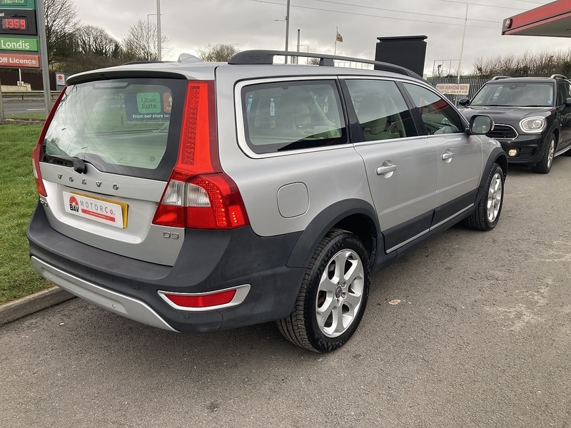 Used Volvo XC70 2011 for sale - 77494348: Photo 16