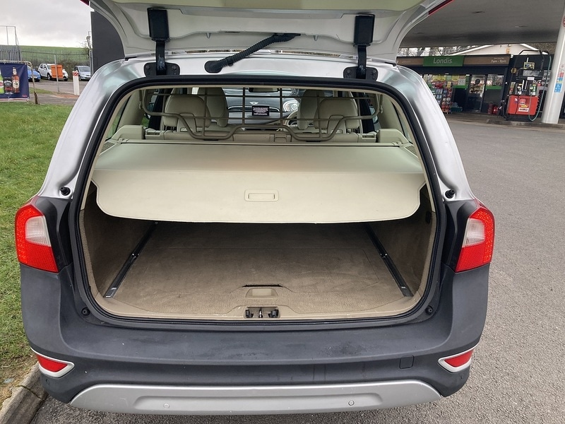 Used Volvo XC70 2011 for sale - 77494348: Photo 21