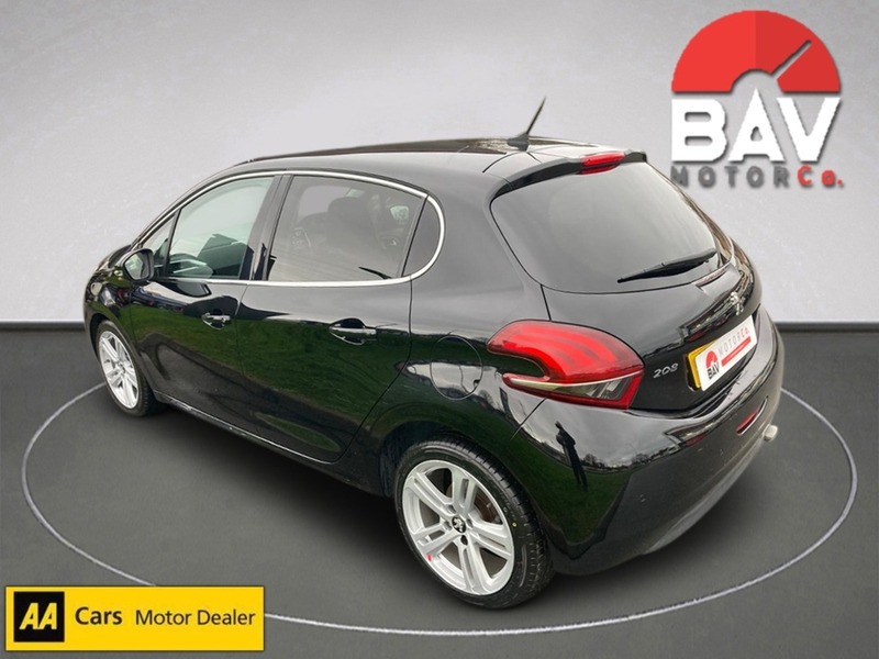 Used Peugeot 208 2019 for sale - 77629977: Photo 8