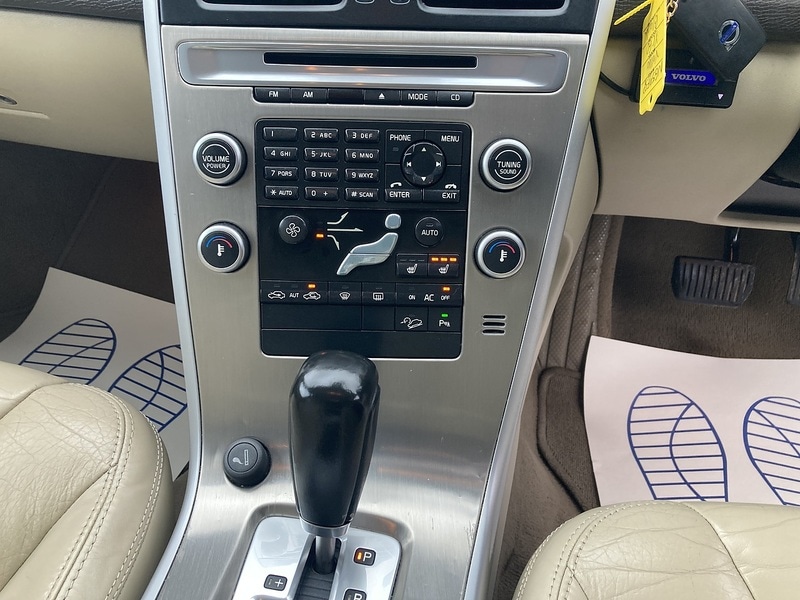 Used Volvo XC60 2010 for sale - 77622003: Photo 24