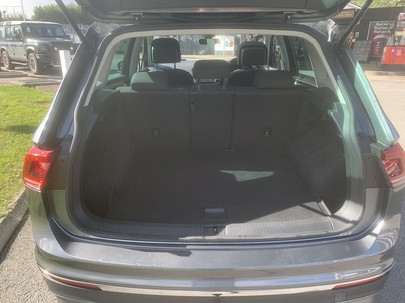 Used Volkswagen Tiguan 2016 for sale - 77378048: Photo 24