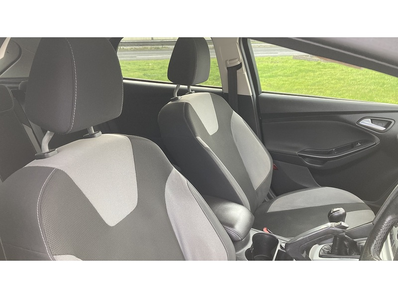 Used Ford Focus 2012 for sale - 77367842: Photo 3